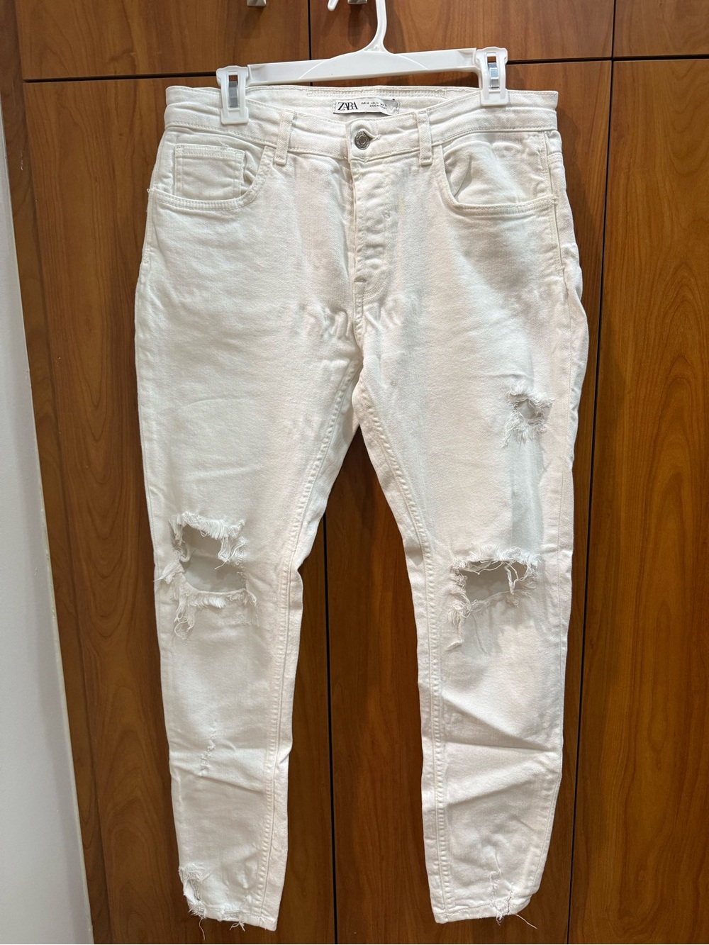 Zara White Distressed Skinny Men’s Jeans